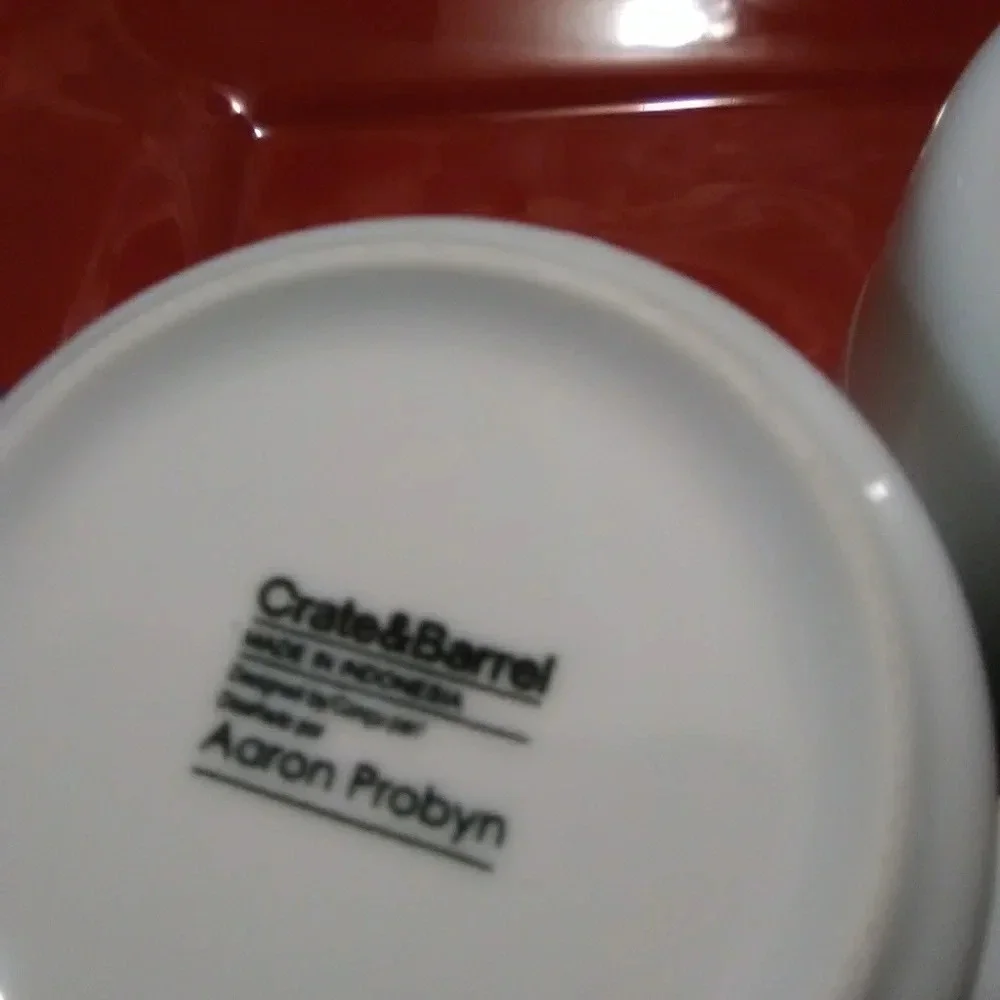 2 Crate&Barrel Cup 10 oz.